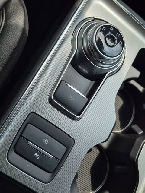 Used 2023 Ford Edge Titanium AWD/4WD image 13