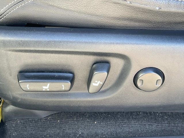 Used 2019 Toyota 4Runner Limited AWD/4WD image 26