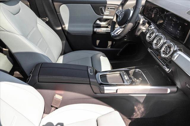 New 2026 Mercedes-Benz GLB 250 4MATIC image 29