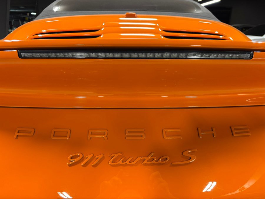 Used 2014 Porsche 911 Turbo S image 6