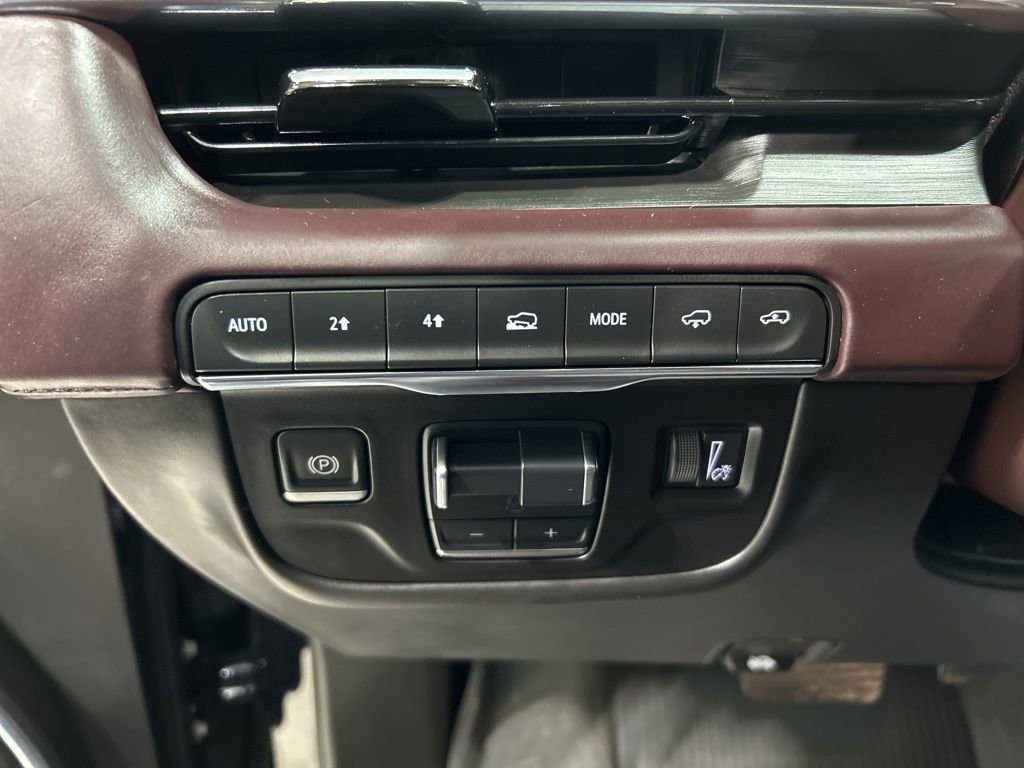 Used 2021 Cadillac Escalade Sport Platinum w/ LPO, ONYX Package image 12