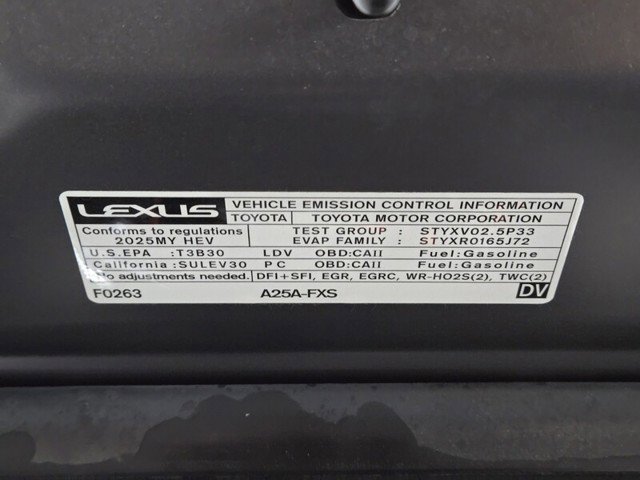 Certified 2025 Lexus ES 300h w/ Premium Package image 28