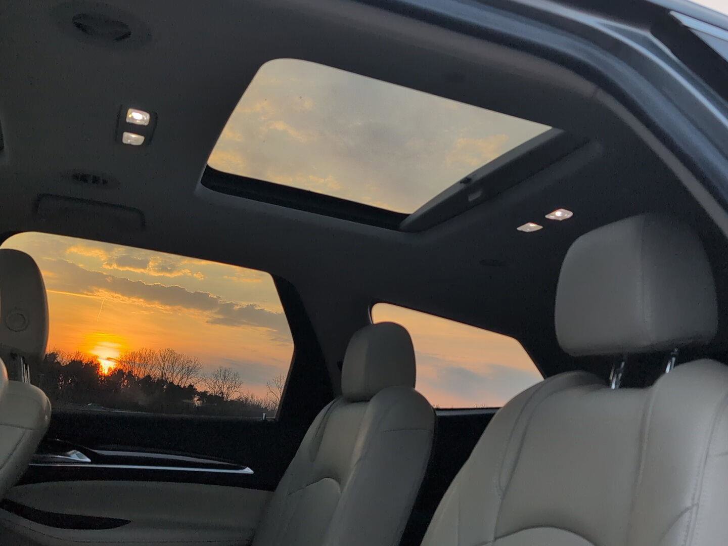 Used 2020 Buick Enclave Premium w/ Sun and Sites Package FWD image 17