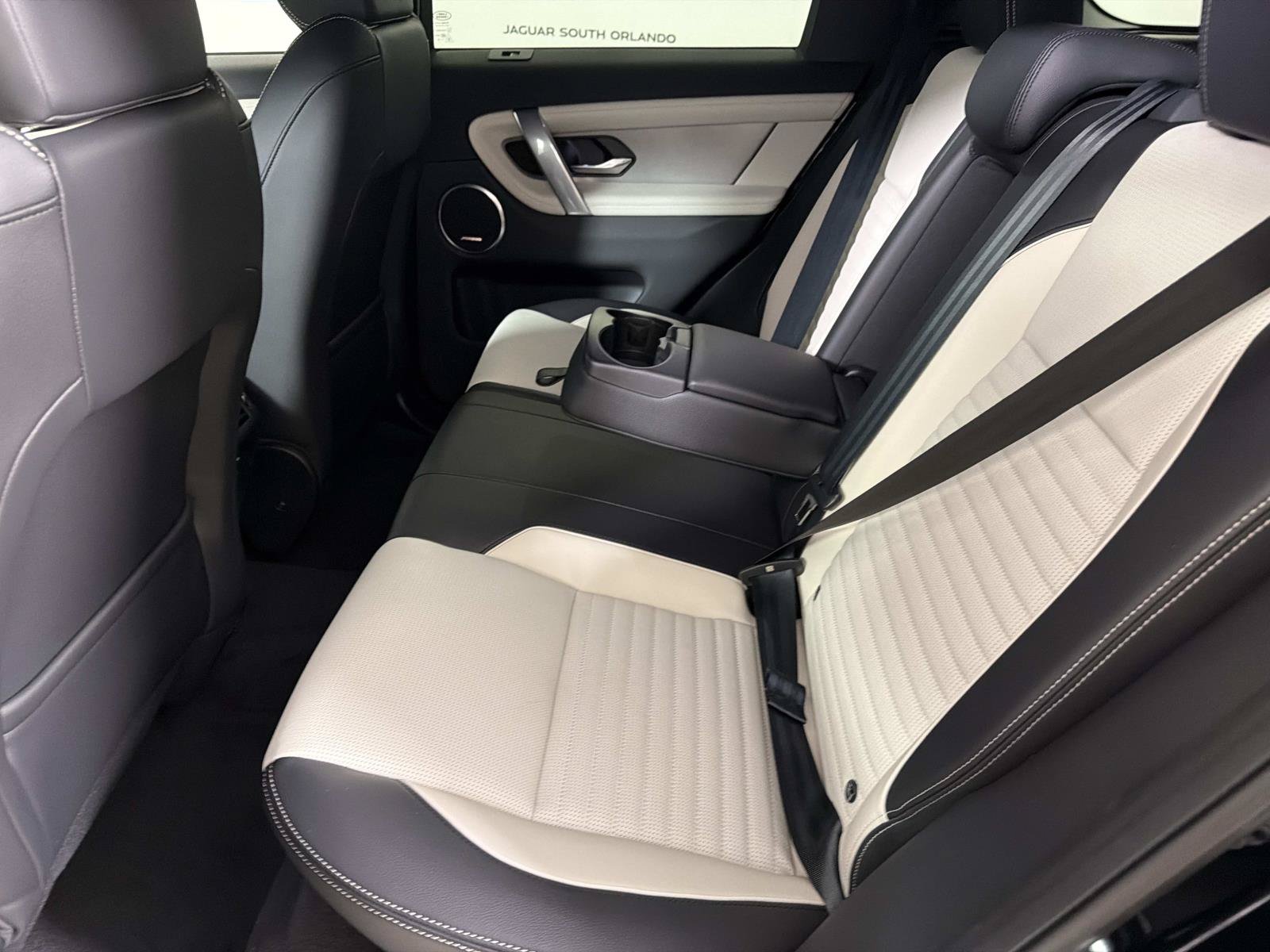 New 2026 Land Rover Discovery Sport Landmark AWD/4WD image 12