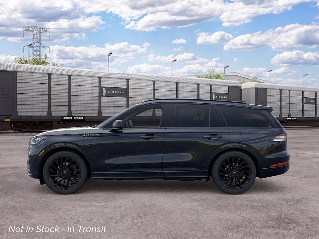 New 2026 Lincoln Aviator Reserve AWD/4WD image 3