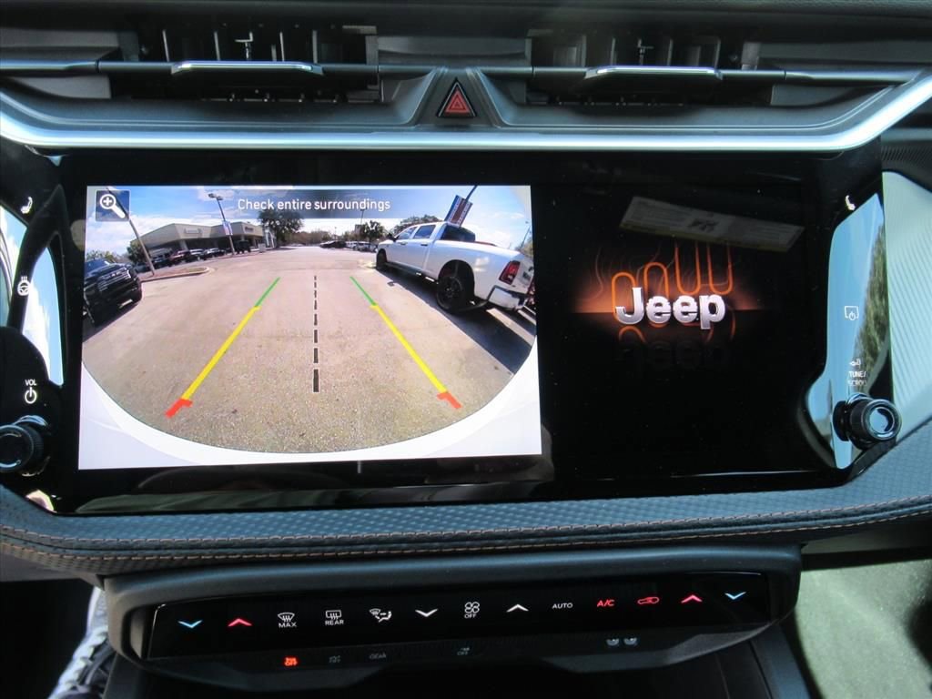 New 2026 Jeep Cherokee Limited image 24