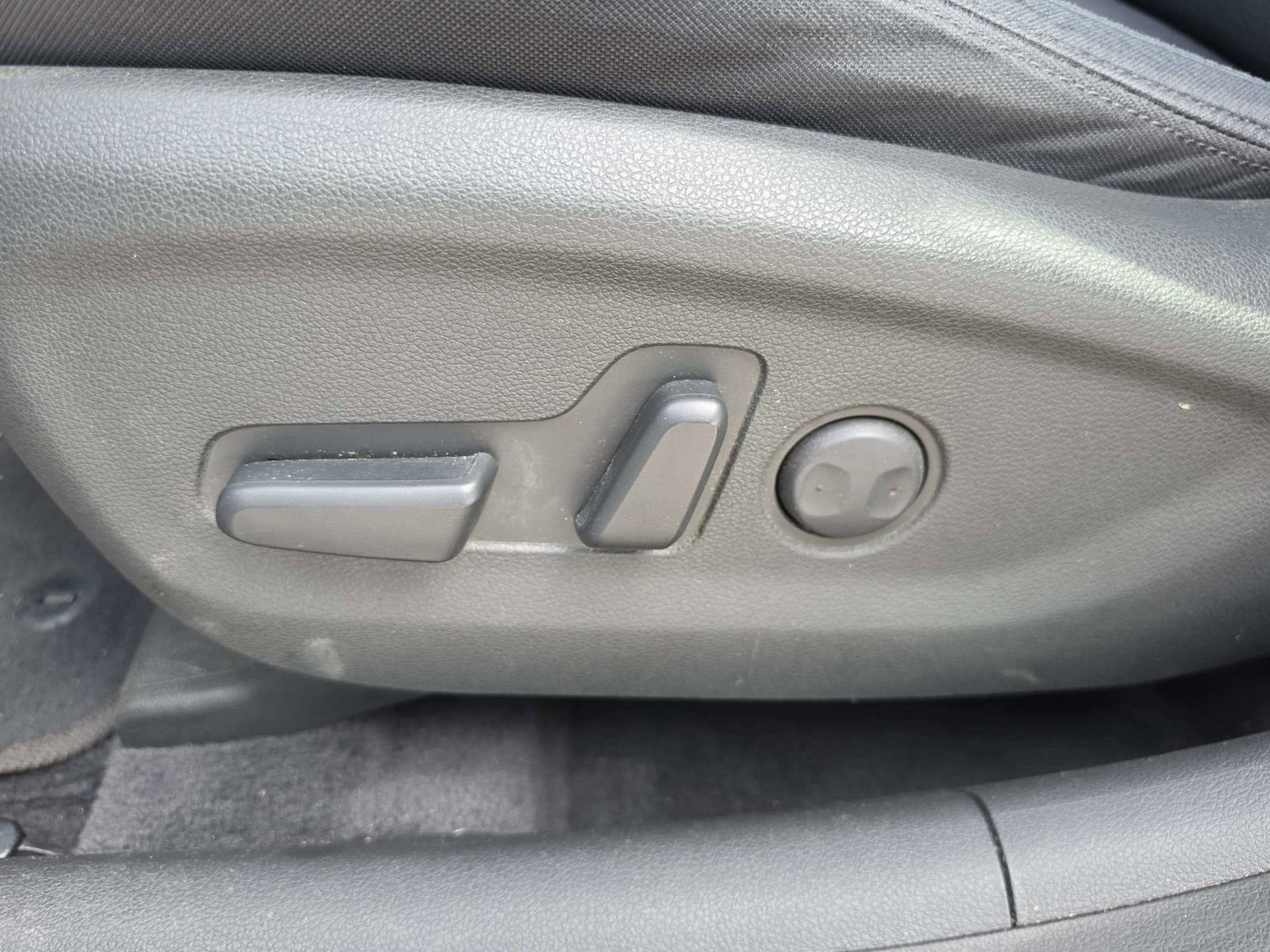 Used 2018 Hyundai Tucson Value FWD image 23