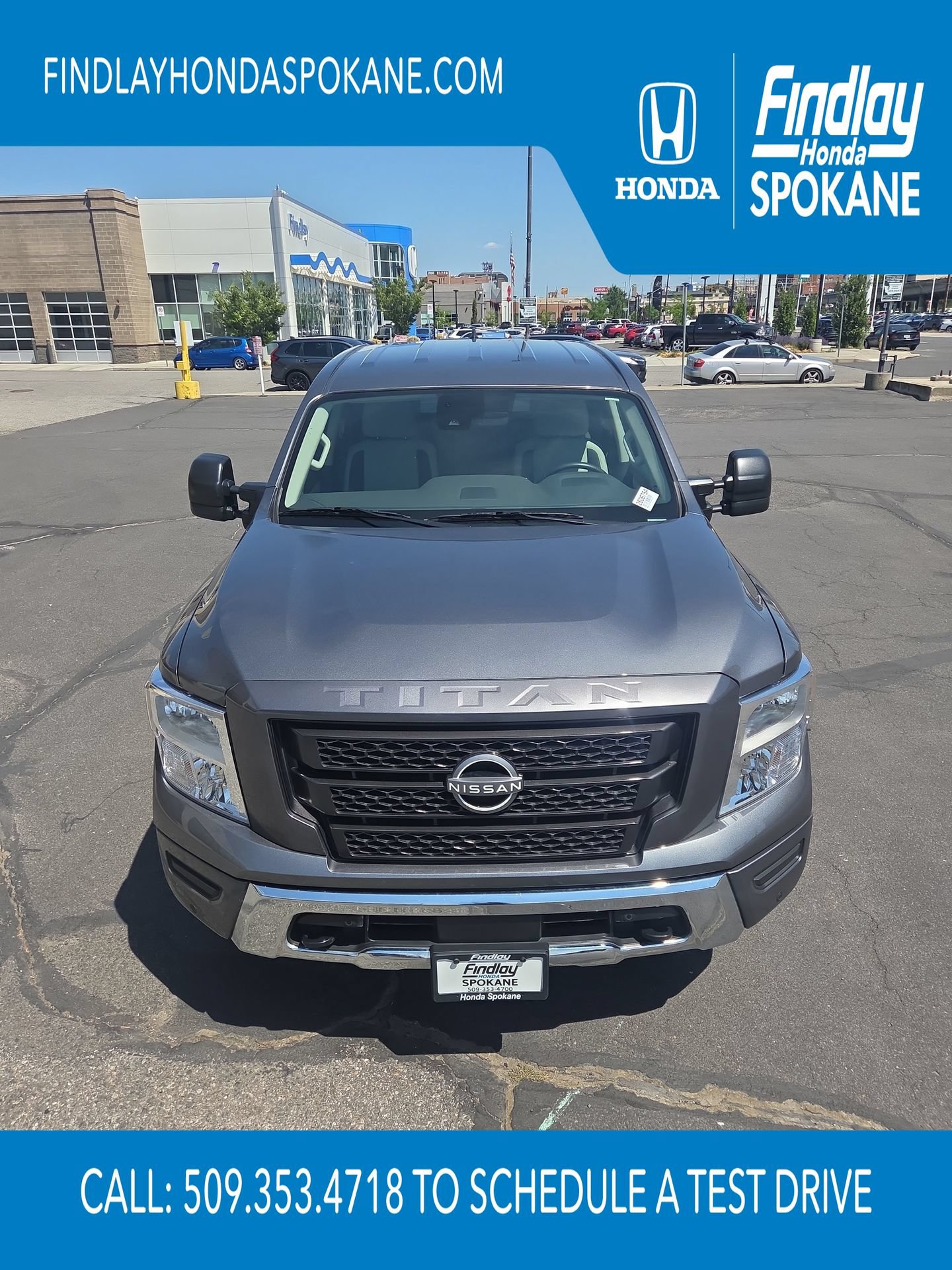Used 2024 Nissan Titan SV w/ SV Convenience Package AWD/4WD image 9