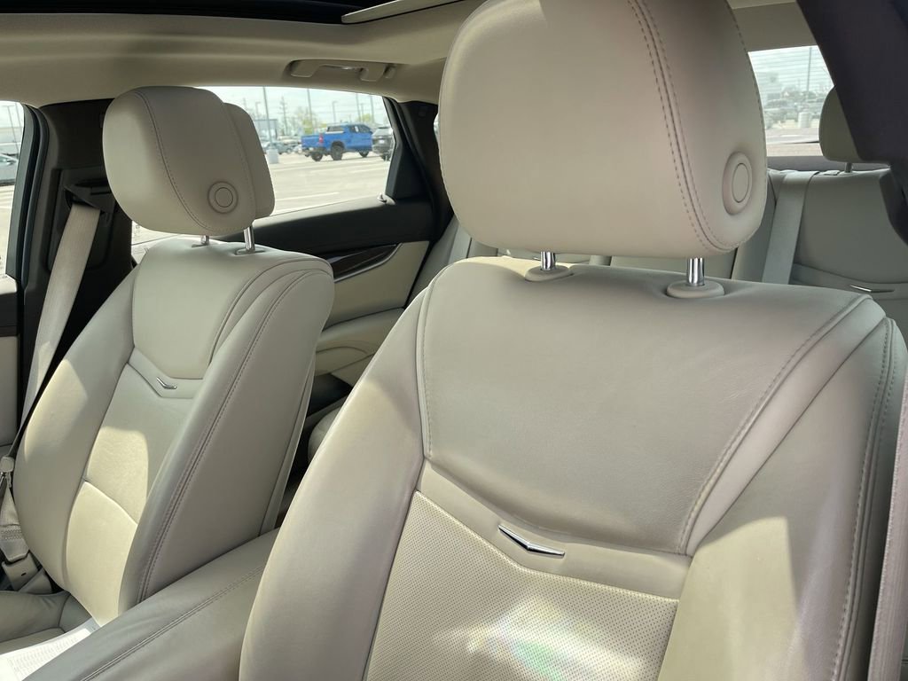 Used 2014 Cadillac XTS Luxury w/ Driver Awareness Package image 6