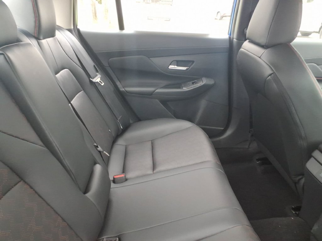 New 2026 Nissan Sentra SR w/ SR Premium Package FWD image 10
