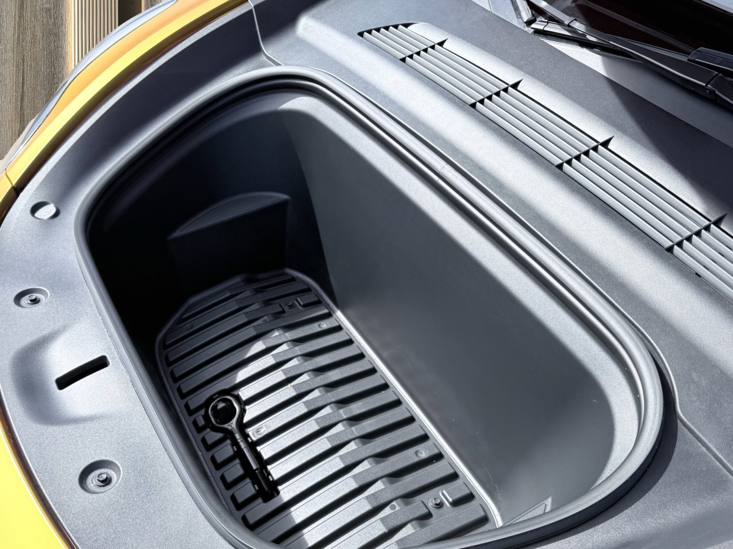 Used 2023 Tesla Model Y Performance image 19