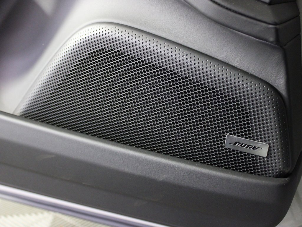 Used 2025 Porsche Panamera 4 image 17