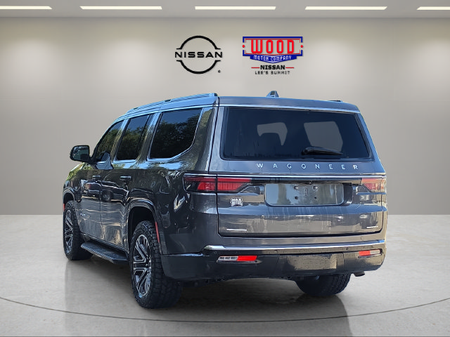 Used 2022 Jeep Wagoneer Series III AWD/4WD image 4