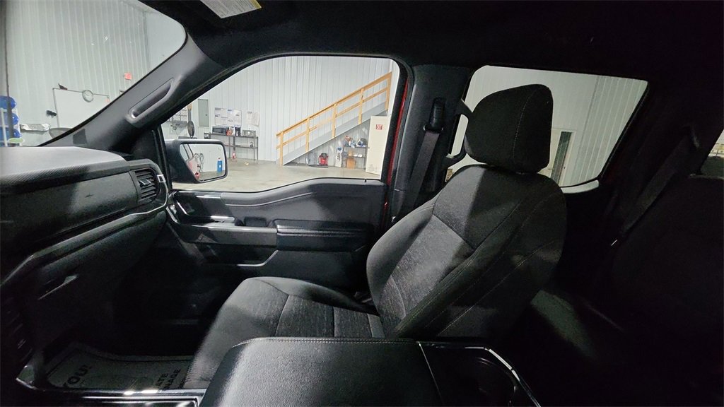 Used 2022 Ford F150 XLT w/ Equipment Group 302A High image 11