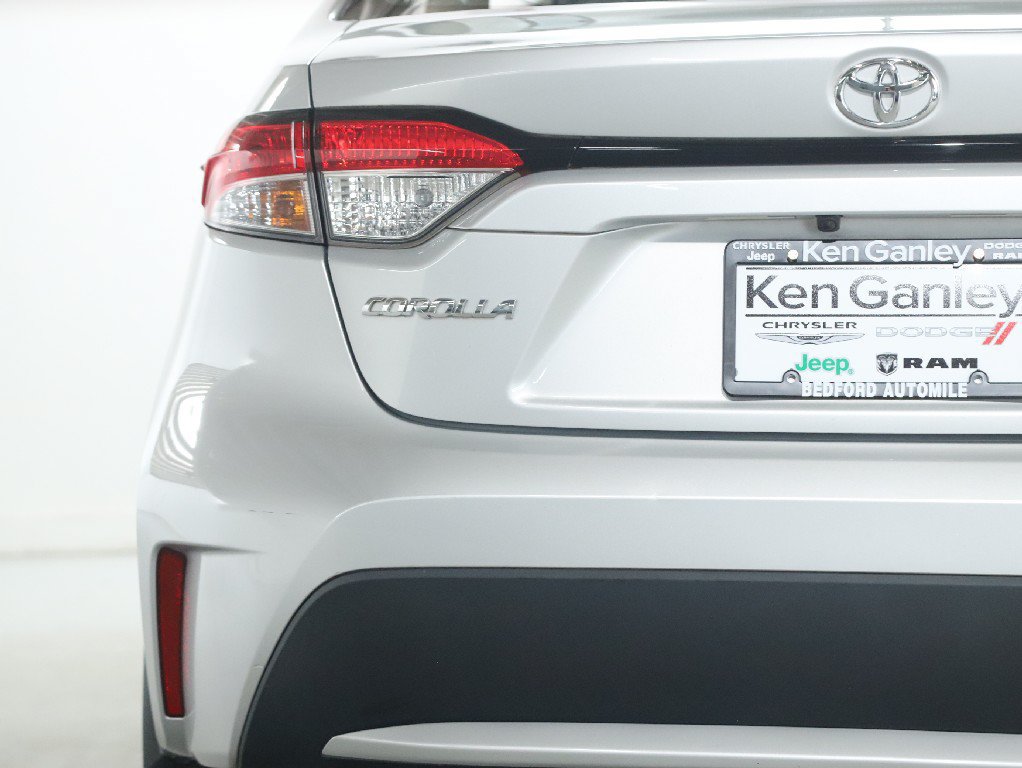Used 2021 Toyota Corolla LE w/ Carpet Mat Package (TMS) FWD image 41
