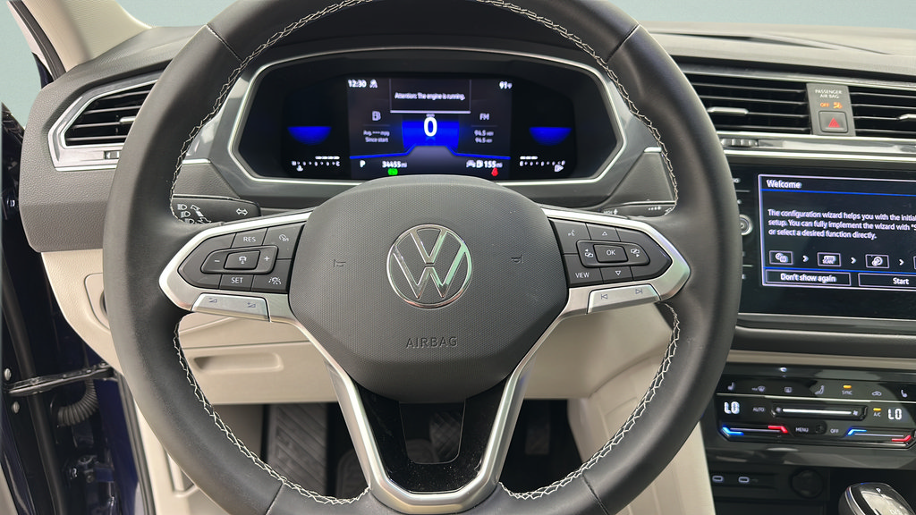 Used 2023 Volkswagen Tiguan SE AWD/4WD image 18