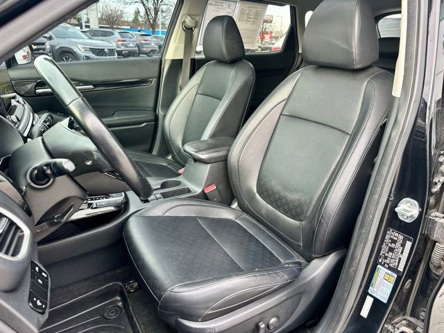 Used 2021 Kia Seltos SX w/ SX Sunroof Package image 13