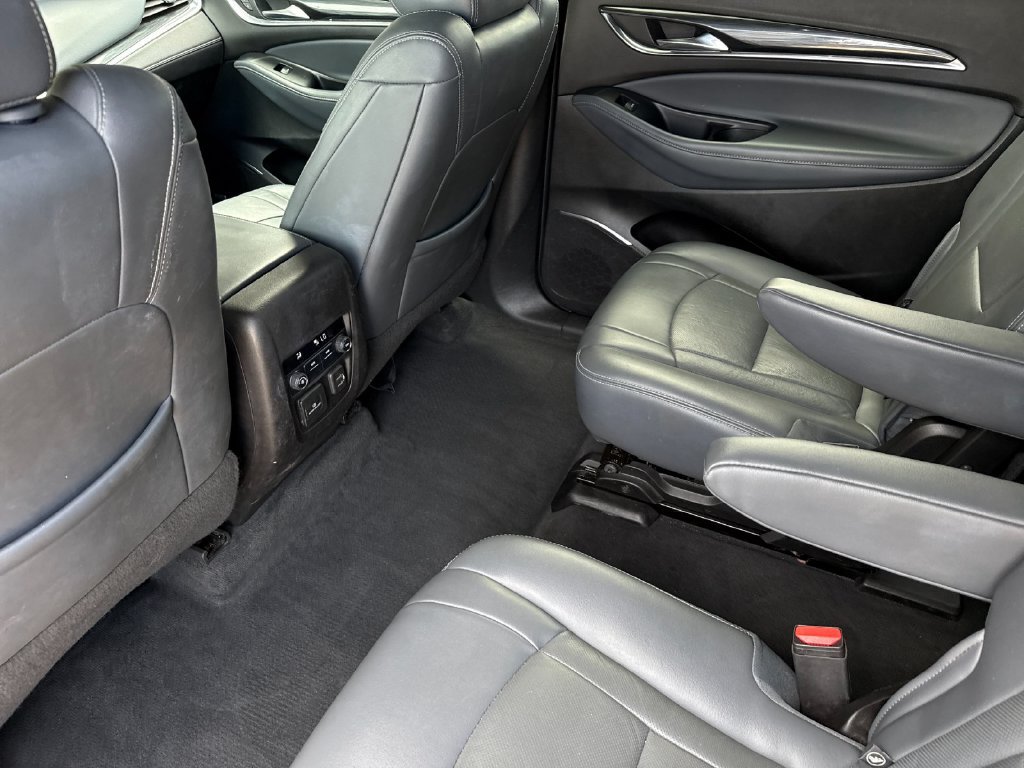 Used 2022 Buick Enclave Premium FWD image 12