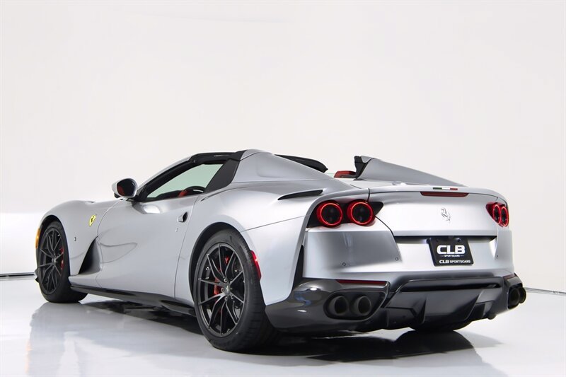 Used 2023 Ferrari 812 GTS RWD image 11