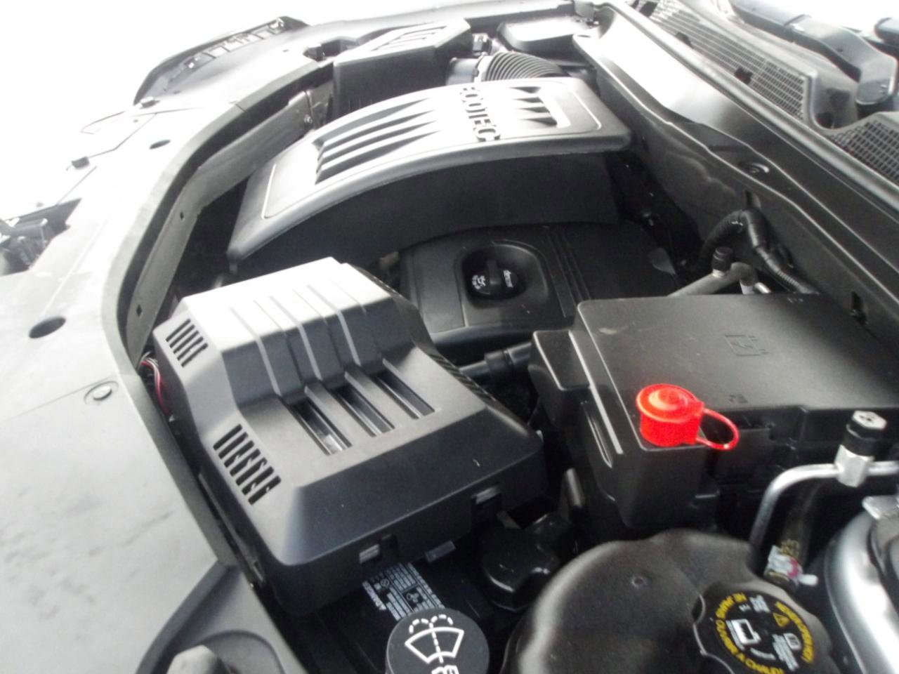 Used 2011 GMC Terrain SLT FWD image 27