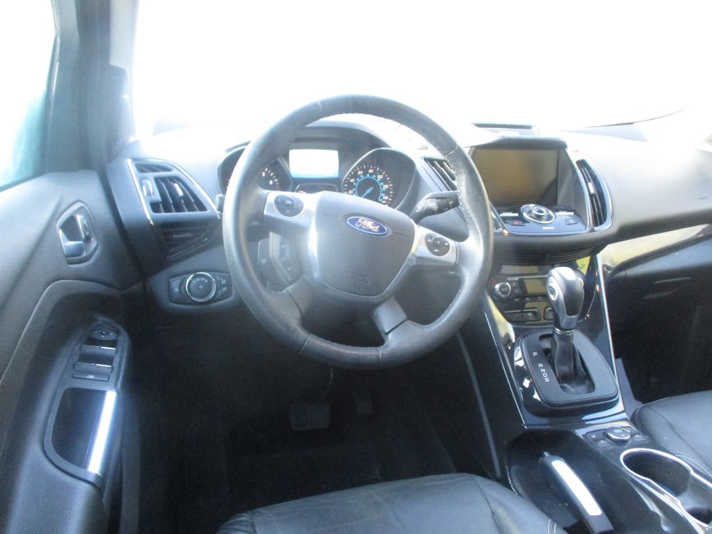 Used 2015 Ford Escape Titanium w/ Equipment Group 301A image 8