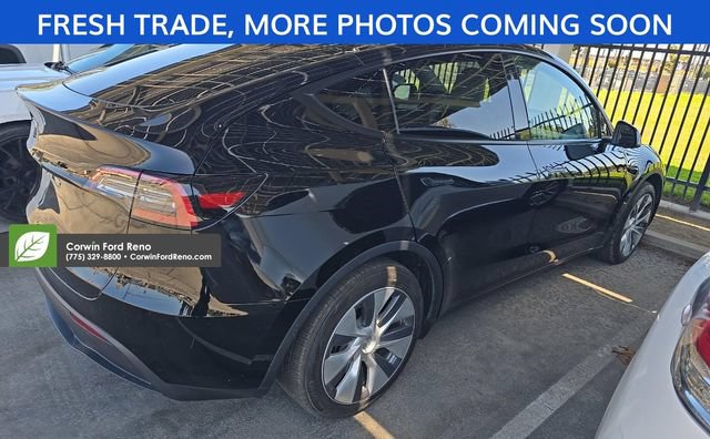 Used 2024 Tesla Model Y Long Range AWD/4WD image 5