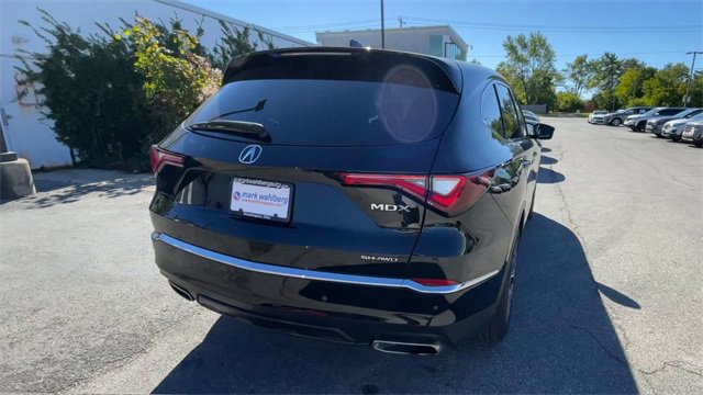Used 2022 Acura MDX SH-AWD w/ Technology Package image 9