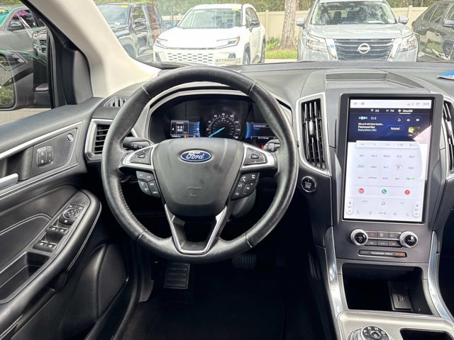 Used 2022 Ford Edge Titanium AWD/4WD image 22