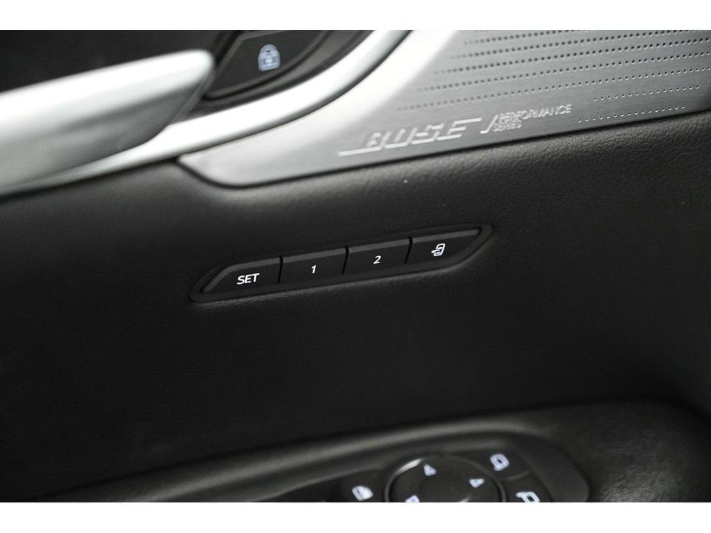 Certified 2025 Cadillac XT5 Premium Luxury image 32