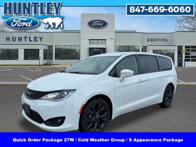 Used 2020 Chrysler Pacifica Touring w/ S Appearance Package image 1