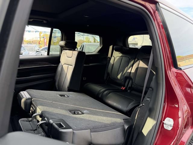 Used 2022 Jeep Grand Cherokee L Overland AWD/4WD image 21