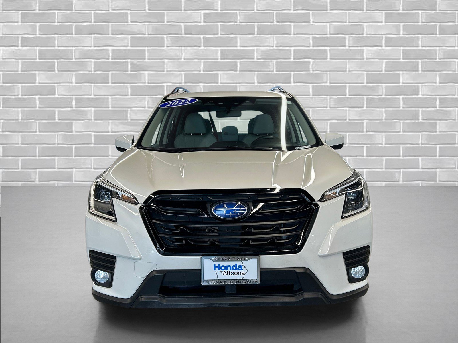 Used 2022 Subaru Forester Premium image 8
