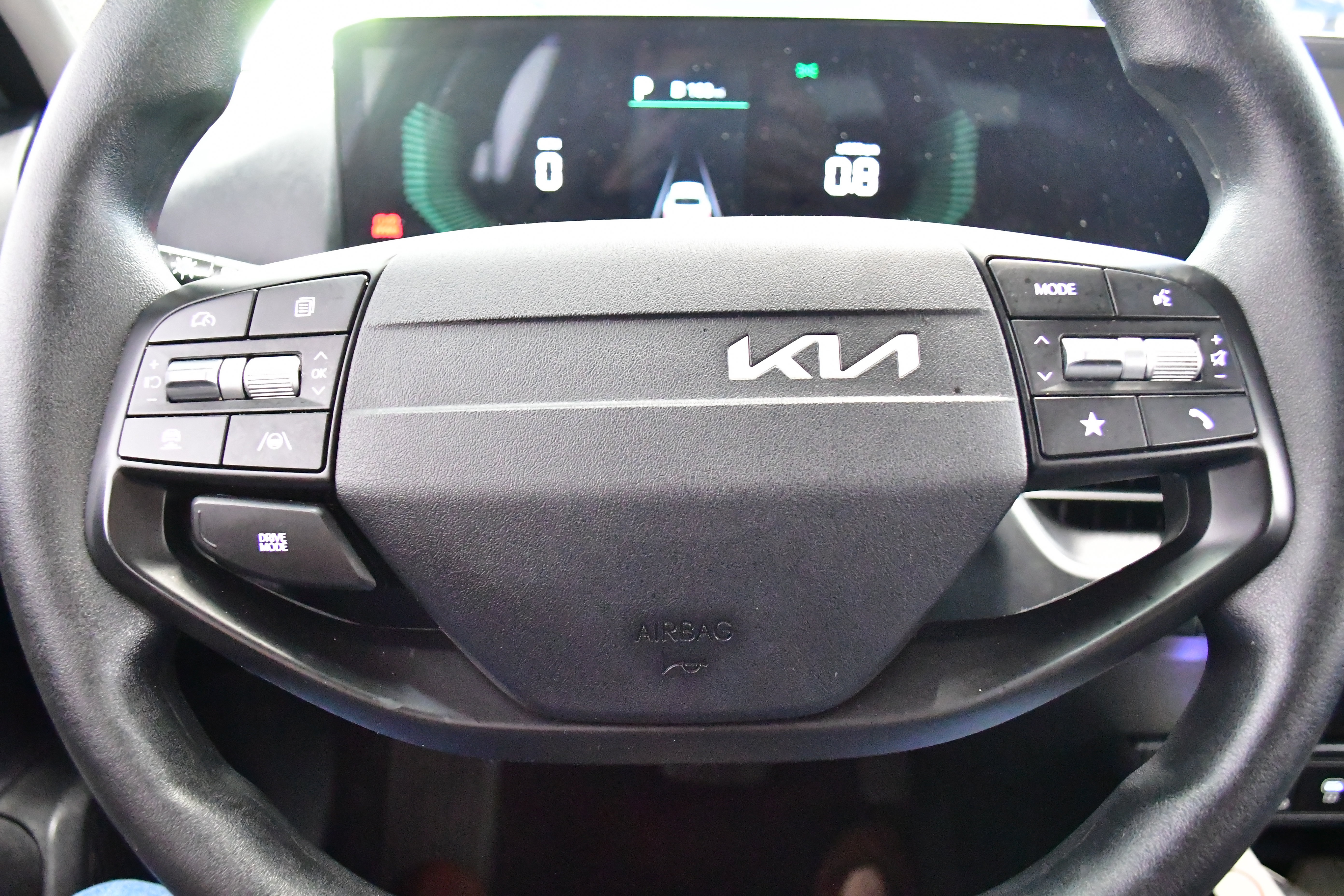 Used 2025 Kia K4 FWD image 18