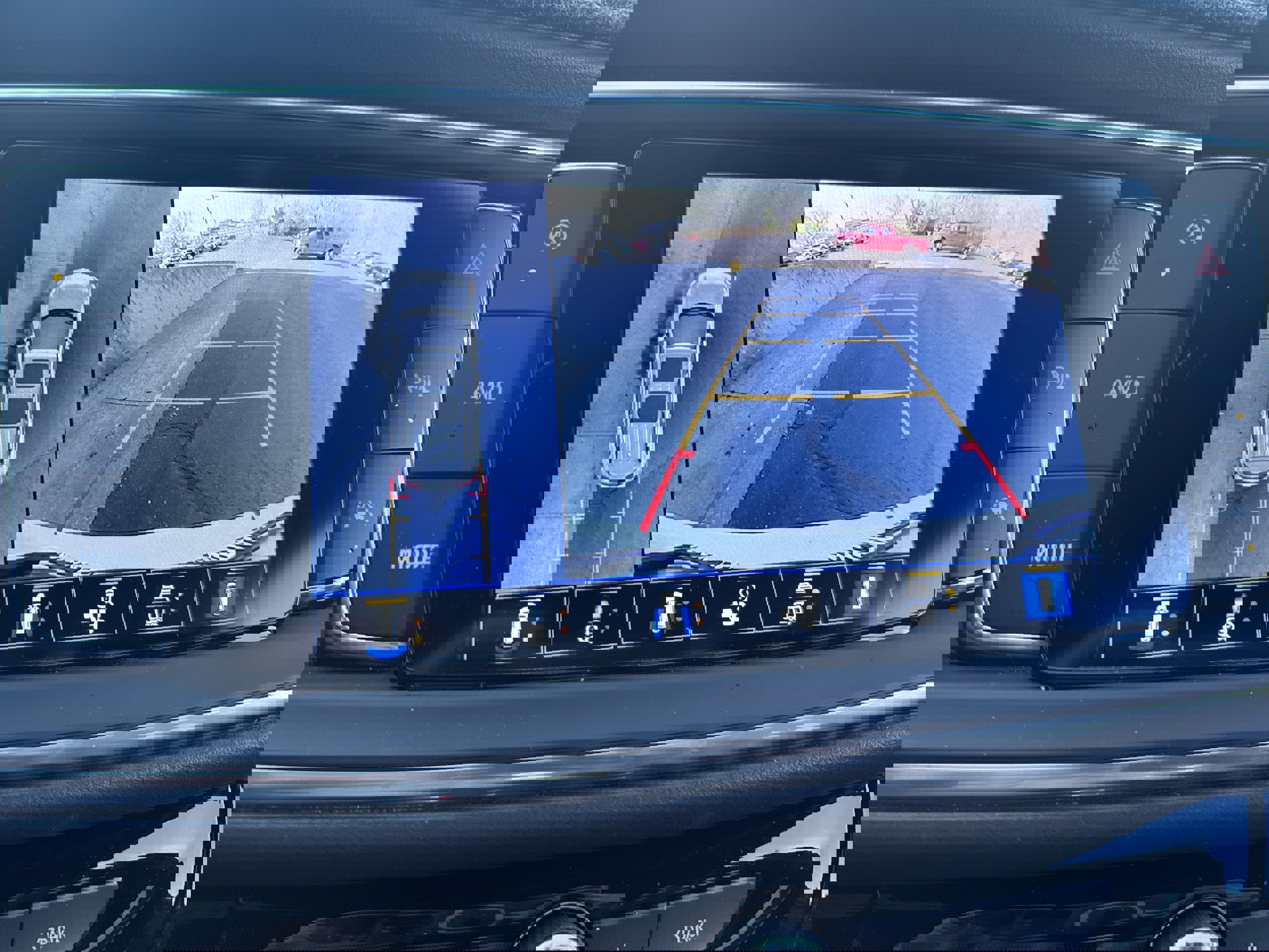 Used 2023 Buick Enclave Avenir w/ Avenir Technology Package image 27