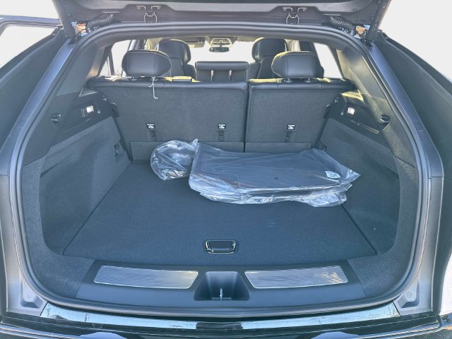 New 2027 Cadillac Lyriq Sport AWD/4WD image 5