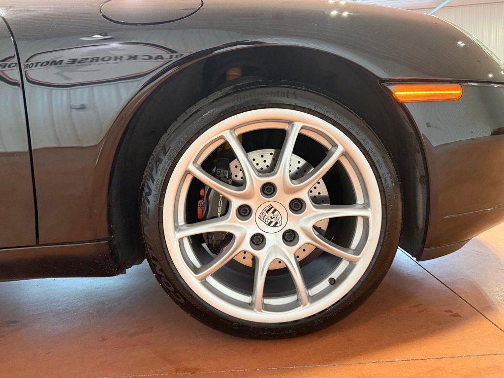 Used 2001 Porsche 911 Carrera 4 AWD/4WD image 19