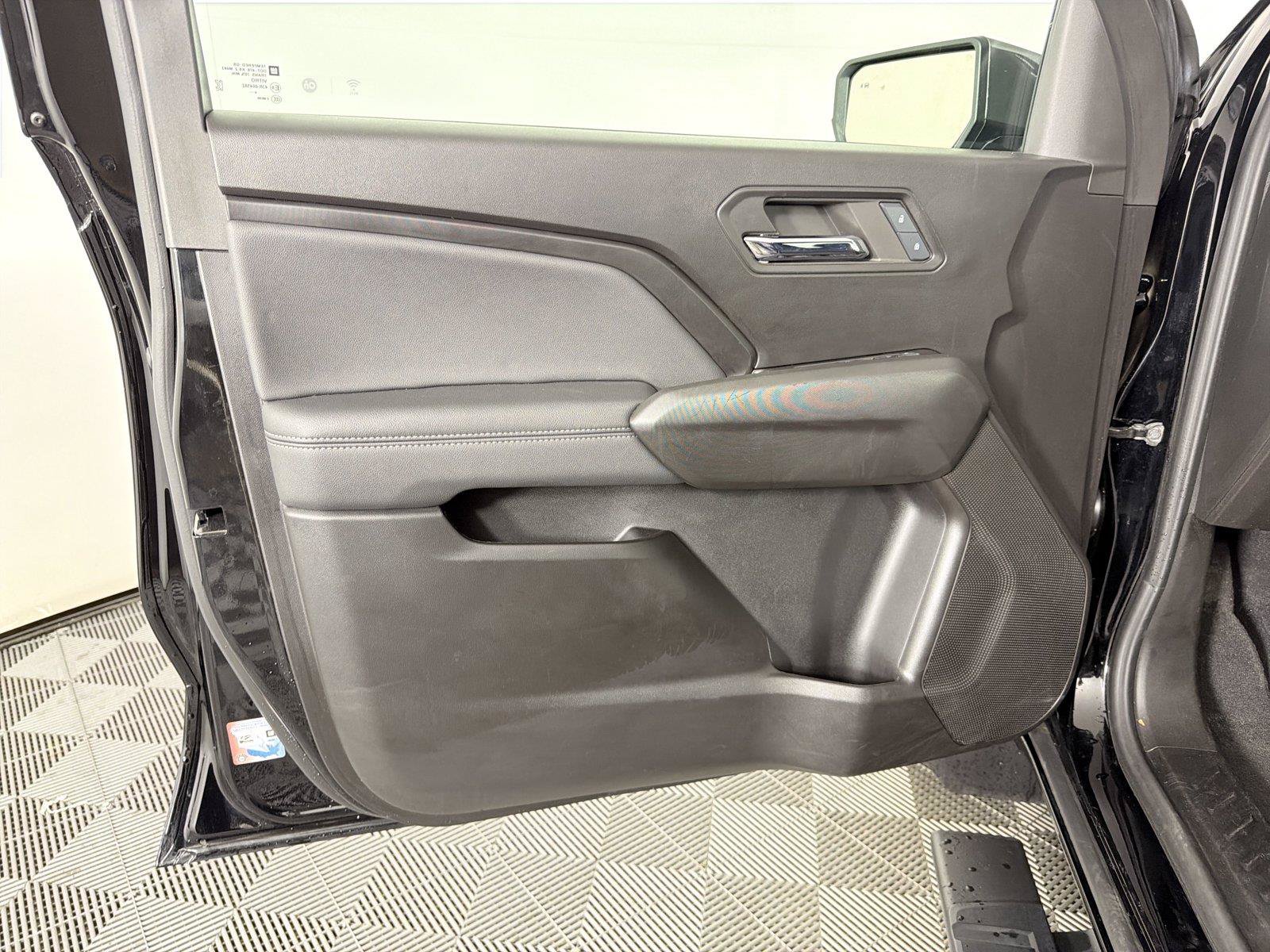 Certified 2024 Chevrolet Colorado LT w/ LT Convenience Package III RWD image 8