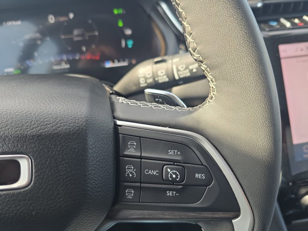 Used 2024 Jeep Grand Cherokee Limited 4xe image 22