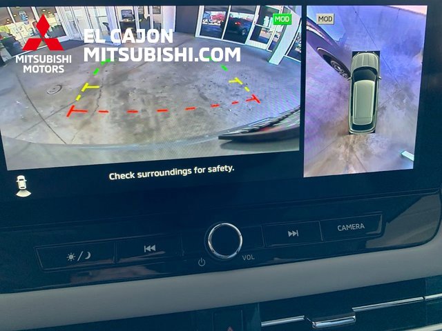 New 2025 Mitsubishi Outlander SEL image 24