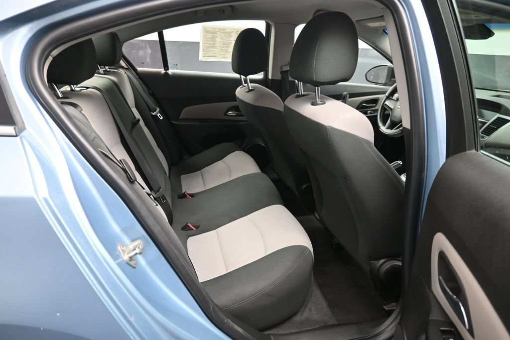 Used 2012 Chevrolet Cruze LS FWD image 20