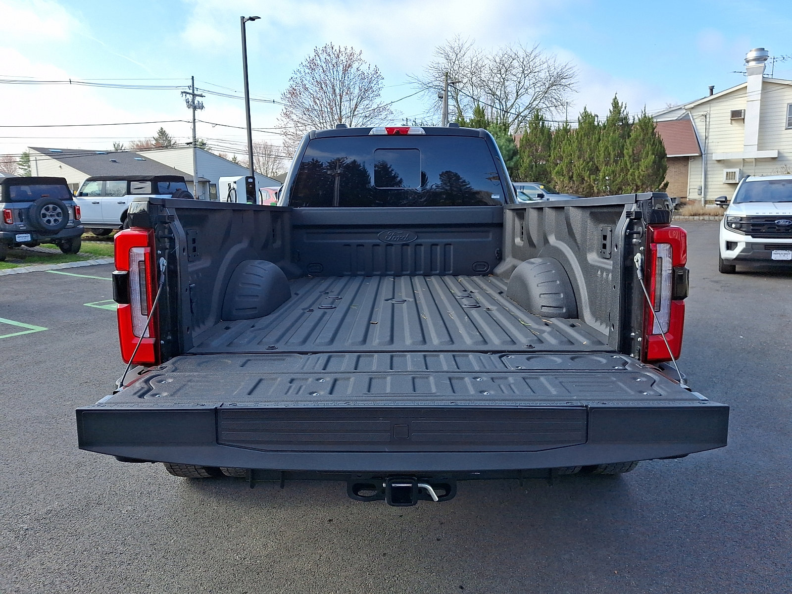 Certified 2026 Ford F450 Platinum w/ Platinum Plus Package image 30