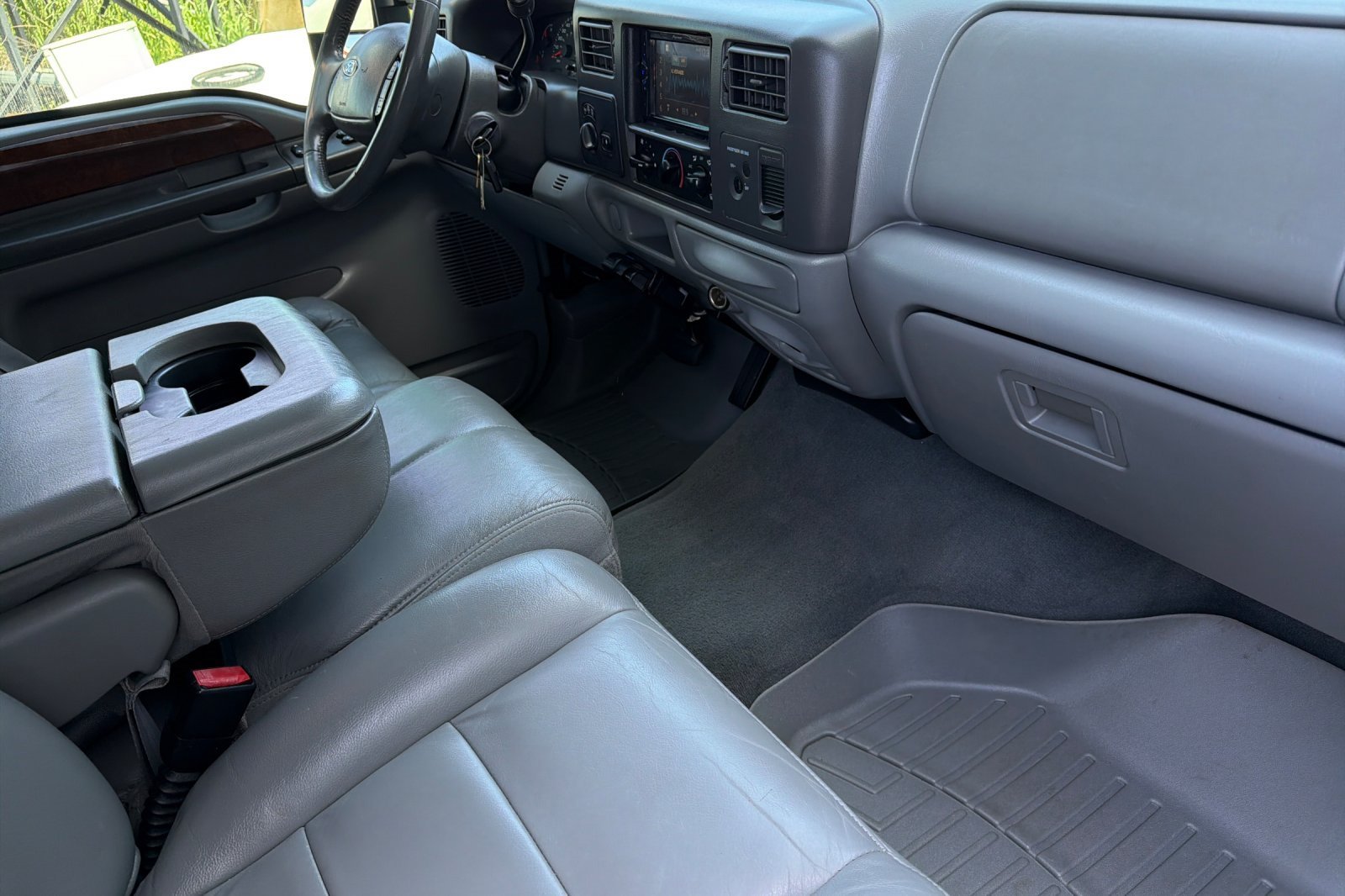 Used 2004 Ford F250 Lariat AWD/4WD image 17