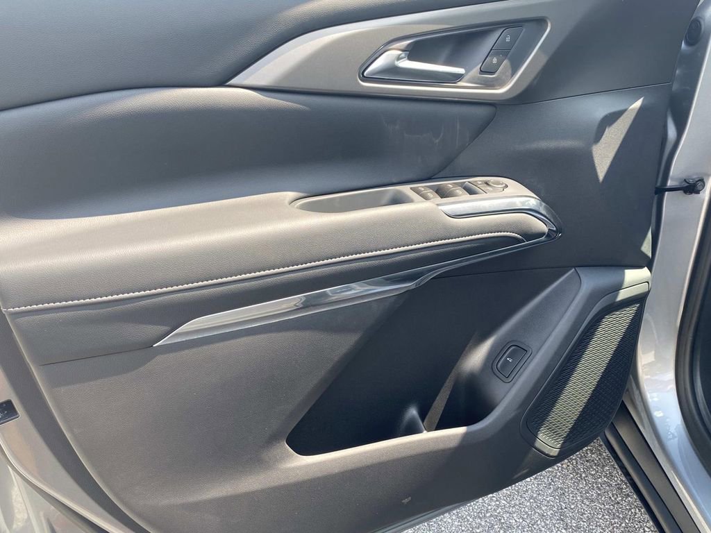 New 2026 Chevrolet Traverse LT w/ LPO, Floor Liner Package image 14