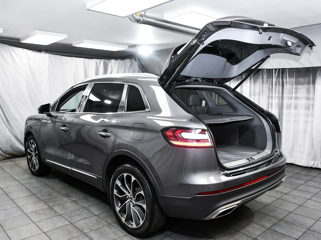 Used 2022 Lincoln Nautilus Reserve w/ Cargo Utility Package AWD/4WD image 59