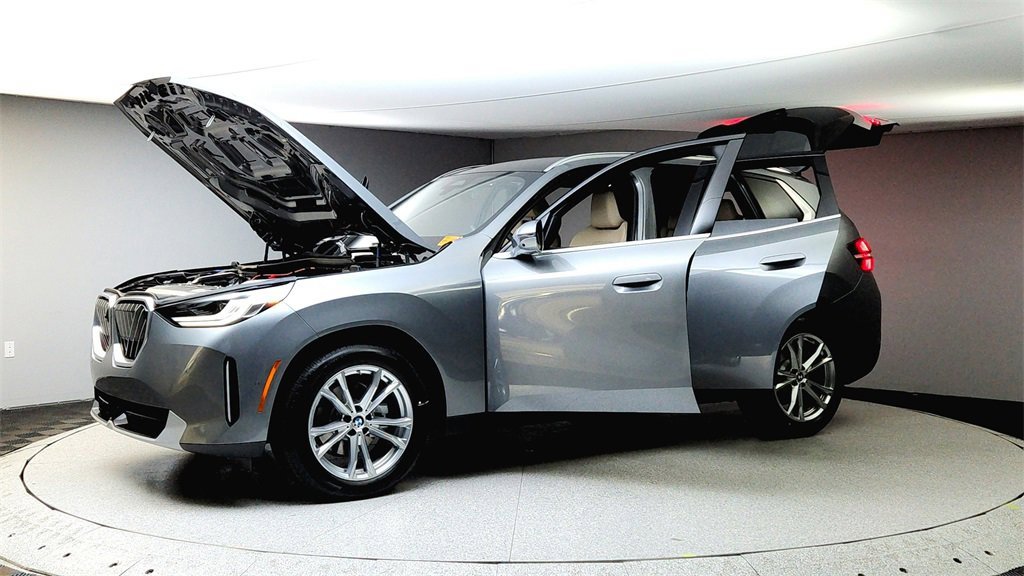 Used 2025 BMW X3 xDrive30i w/ Premium Package image 10