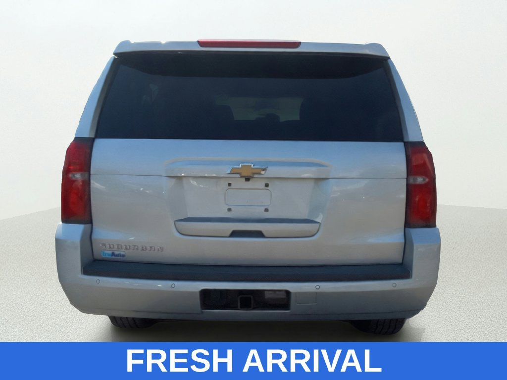 Used 2019 Chevrolet Suburban LT AWD/4WD image 6