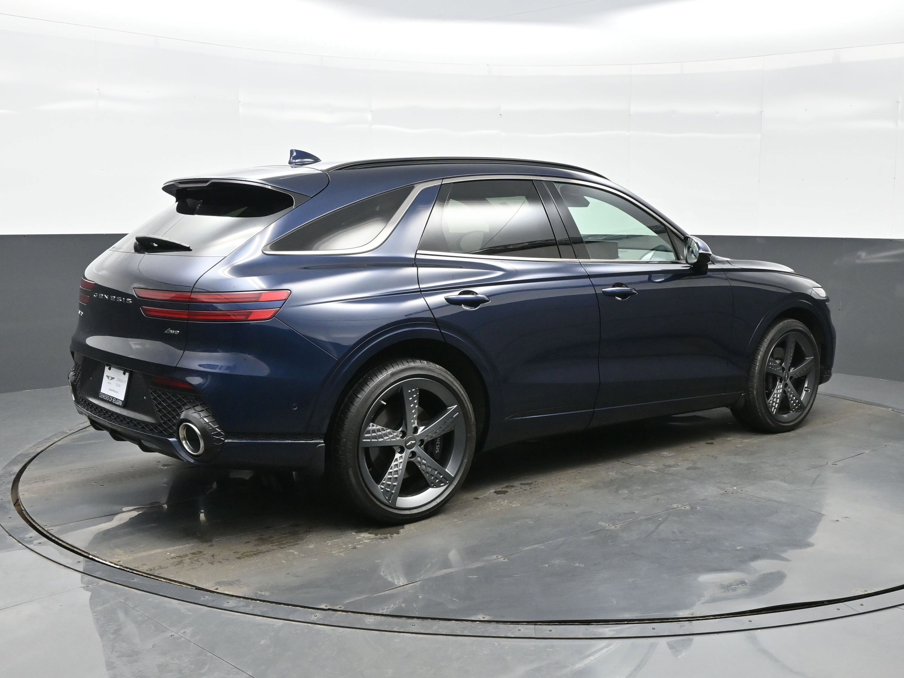 Certified 2023 Genesis GV70 2.5T w/ Sport Prestige Package image 6