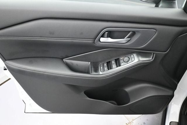 New 2026 Nissan Rogue Dark Armor AWD/4WD image 25