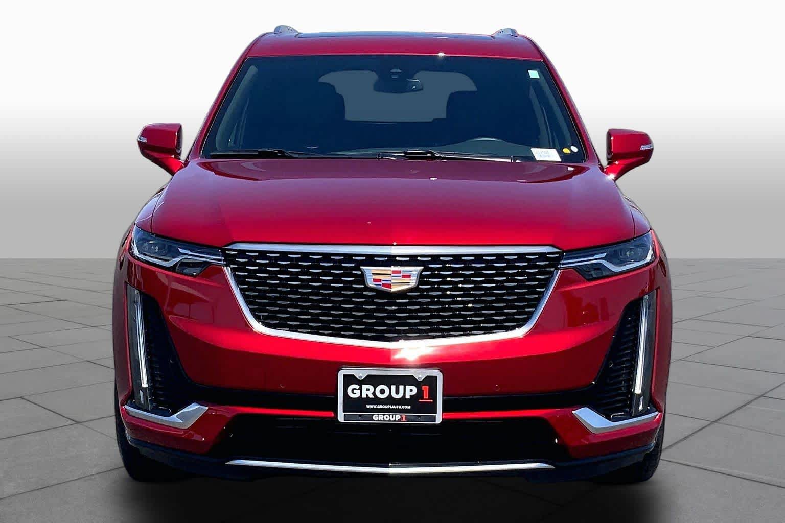Used 2025 Cadillac XT6 Luxury FWD image 4