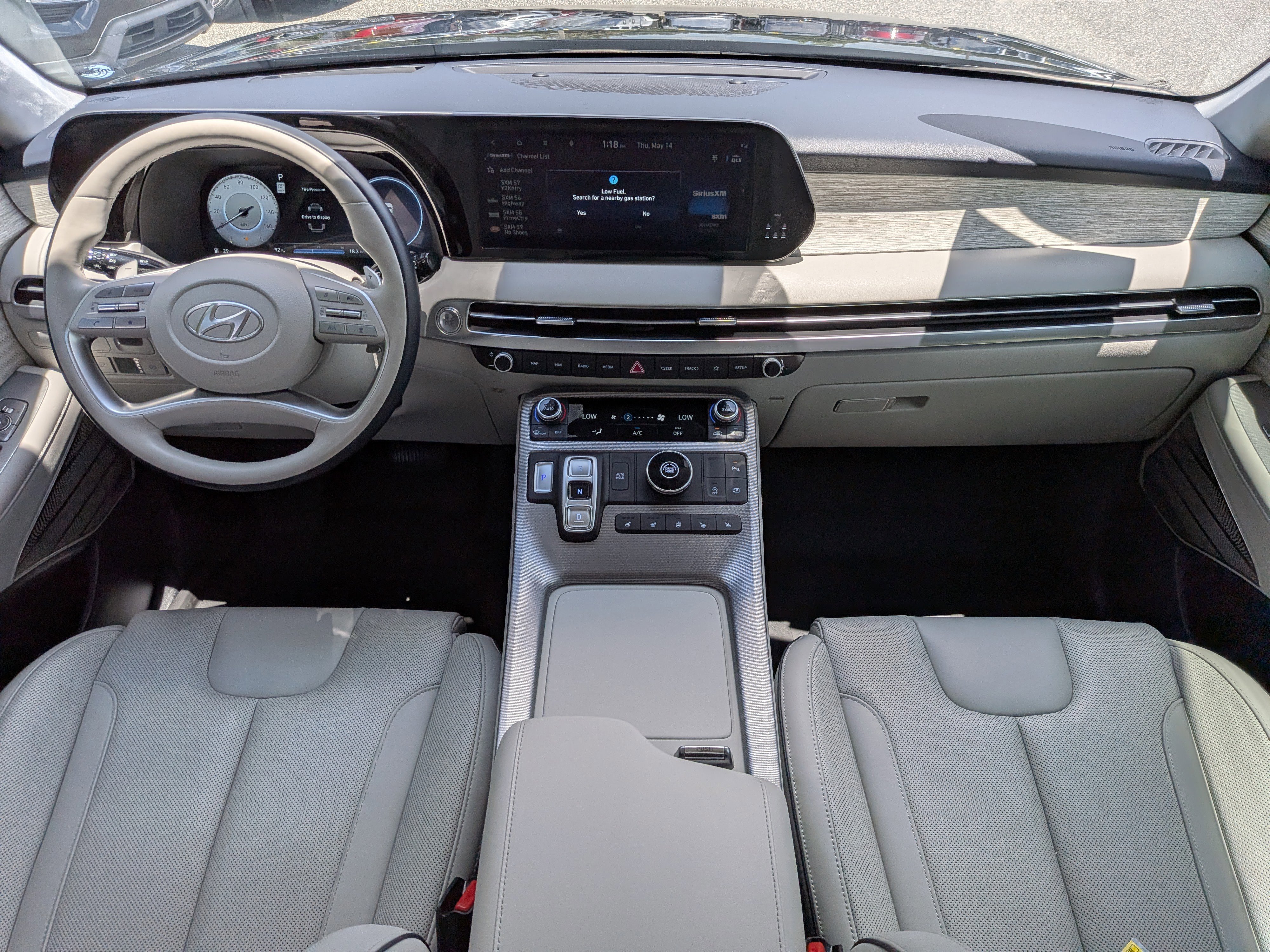 Used 2025 Hyundai Palisade Calligraphy FWD image 14